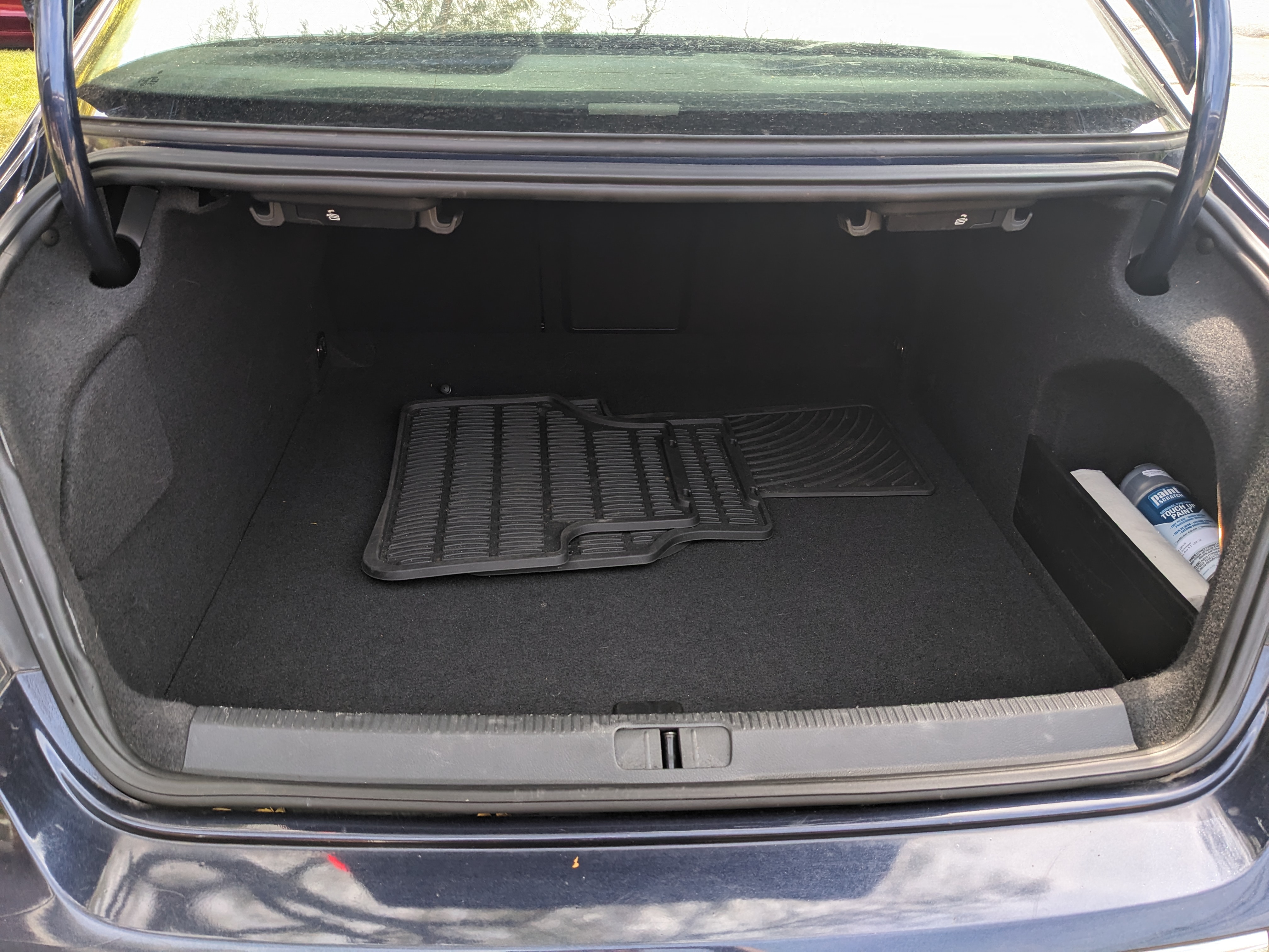 Used 2013 Volkswagen CC Lux FWD image 16