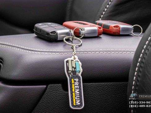 Used 2023 Dodge Challenger SRT Hellcat image 25