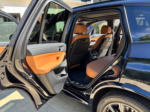Used 2026 BMW X5 xDrive40i AWD/4WD image 12