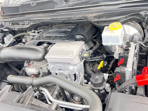 Used 2021 RAM 1500 Laramie image 14