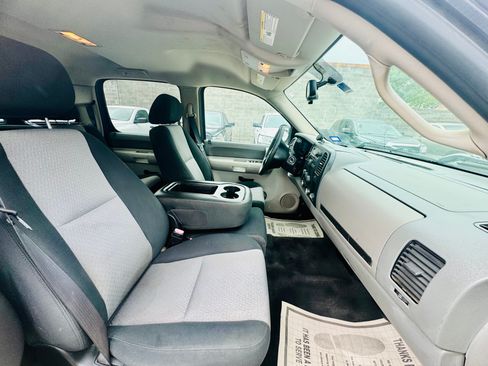 Used 2008 Chevrolet Silverado 1500 W/T w/ Towing Package image 14