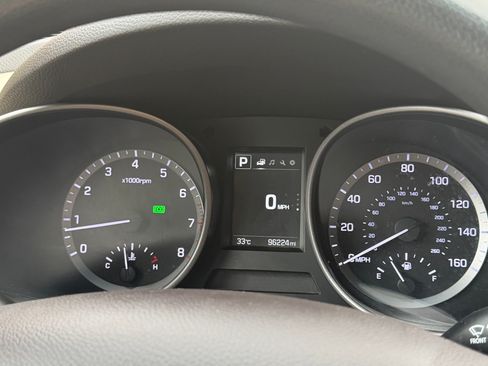 Used 2017 Hyundai Santa Fe Sport FWD image 10