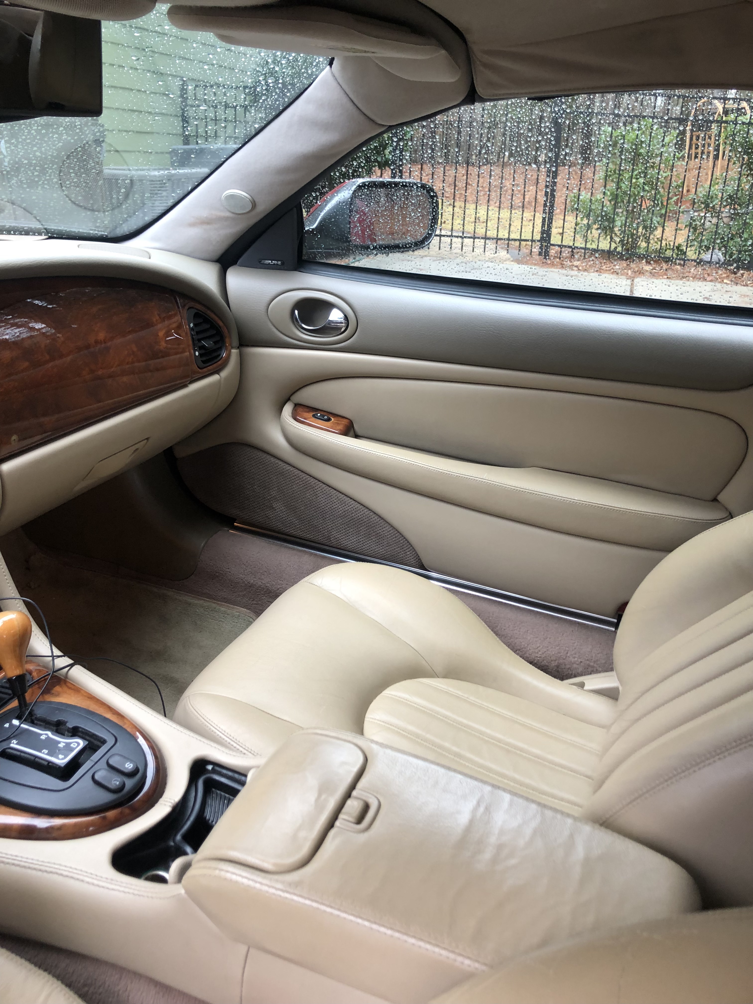 Used 2002 Jaguar XK8 Convertible RWD image 9
