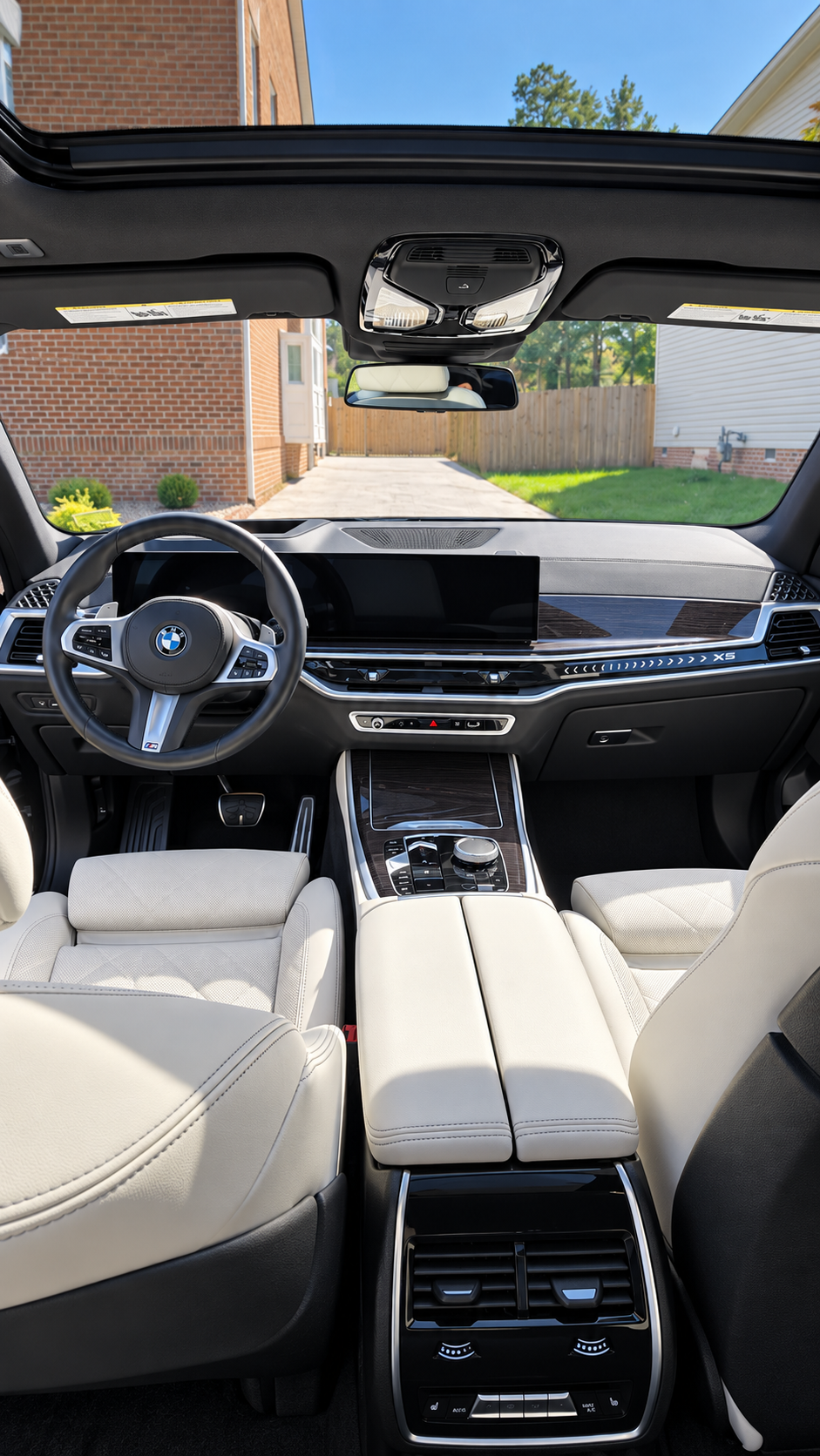 Used 2025 BMW X5 xDrive50e w/ M Sport Package AWD/4WD image 11