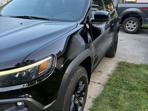 Used 2022 Jeep Cherokee Trailhawk w/ Trailer Tow Group AWD/4WD image 19