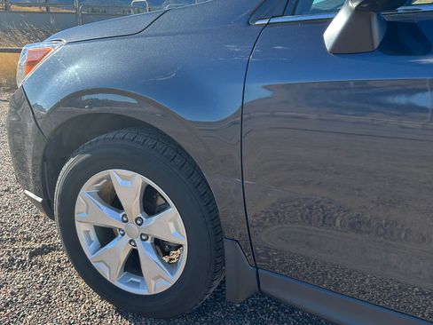 Used 2014 Subaru Forester 2.5i Touring AWD/4WD image 12