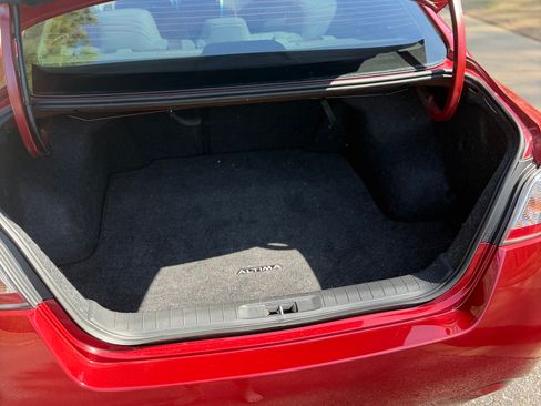 Used 2014 Nissan Altima 2.5 SV image 8