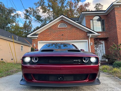 Used 2023 Dodge Challenger SRT Hellcat image 8