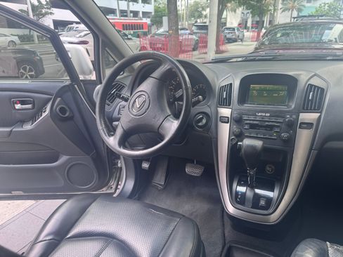 Used 2001 Lexus RX 300 FWD image 8