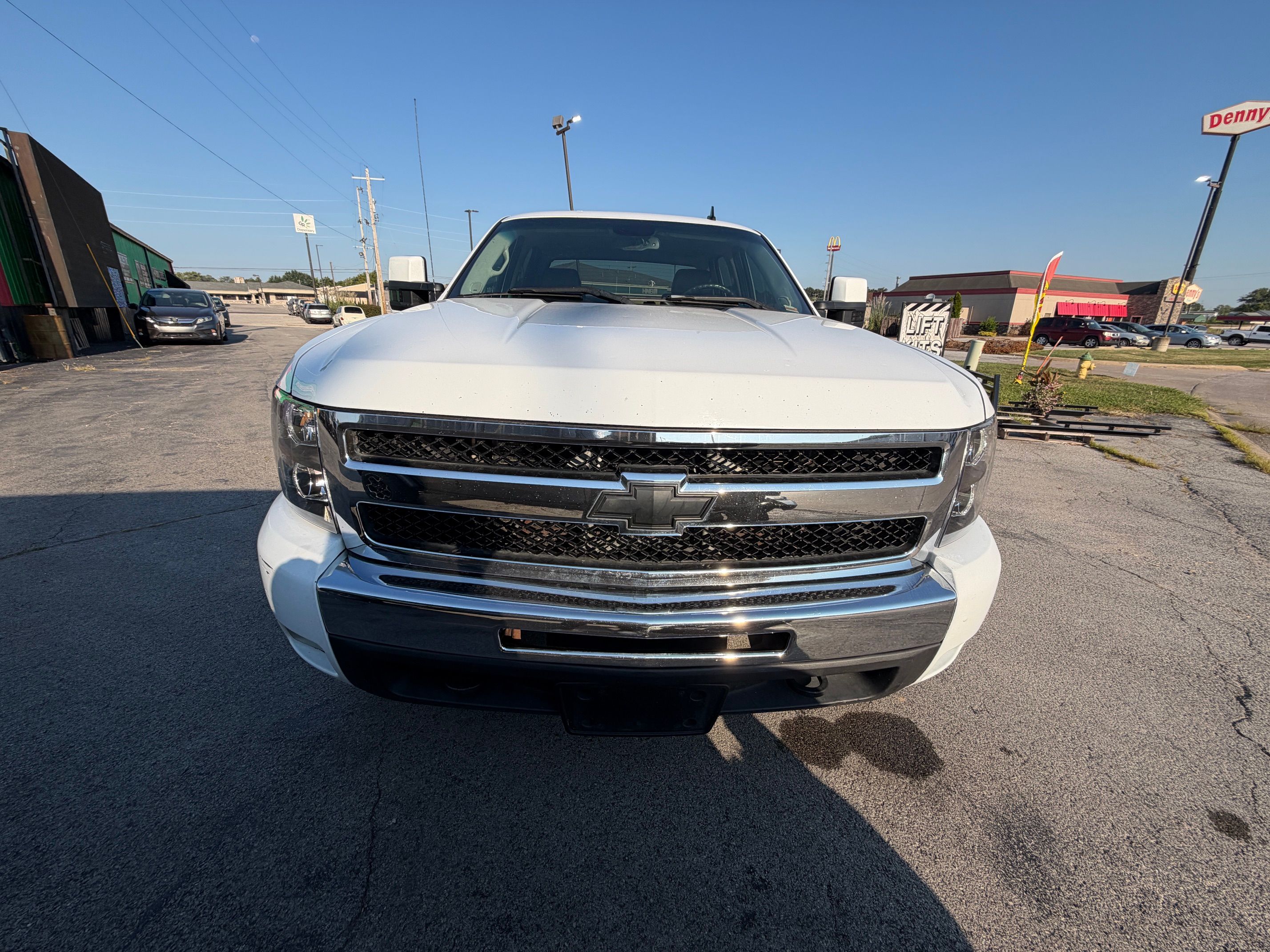 Used 2009 Chevrolet Silverado 1500 LTZ w/ LTZ Plus Package AWD/4WD image 10
