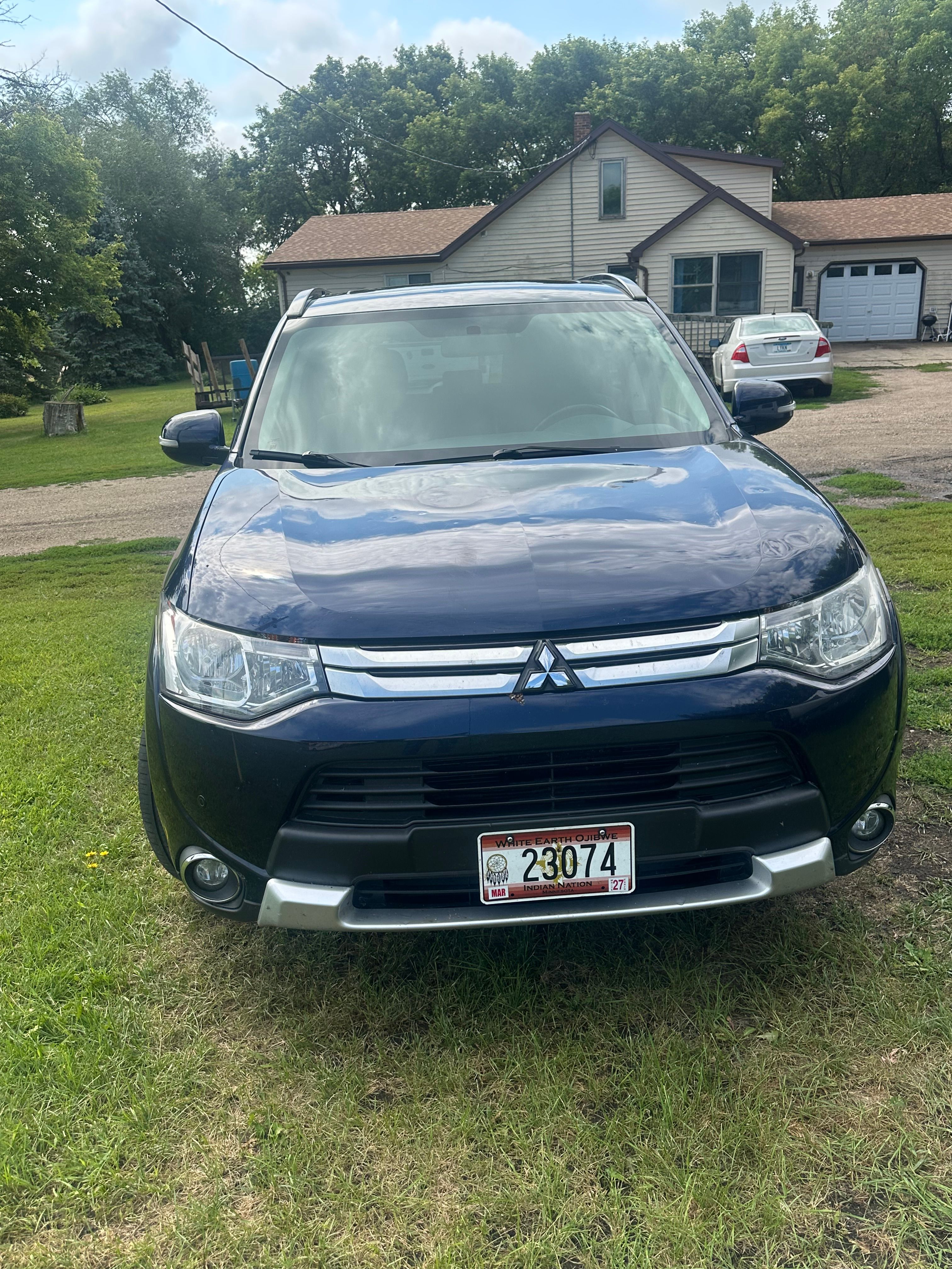 Used 2015 Mitsubishi Outlander SE AWD/4WD image 12