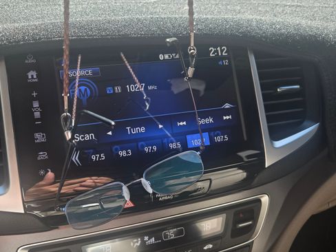 Used 2020 Honda Ridgeline RTL image 6