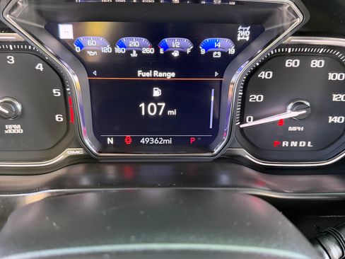 Used 2020 GMC Sierra 1500 AT4 w/ AT4 Premium Package image 16