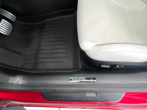 Used 2025 Tesla Model 3 Performance image 13