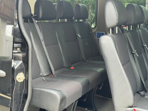 Used 2016 Mercedes-Benz Sprinter 2500 image 24