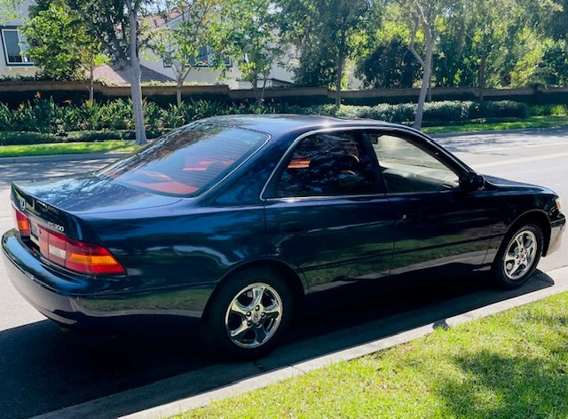 Used 1997 Lexus ES 330 w/ Leather Trim Pkg FWD image 6