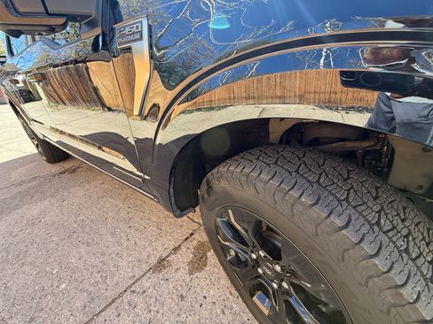 Used 2022 Ford F150 Platinum w/ Equipment Group 701A High image 13