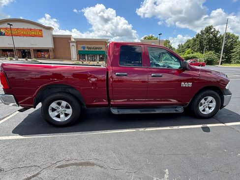 Used 2017 RAM 1500 Tradesman w/ Popular Equipment Group RWD image 9