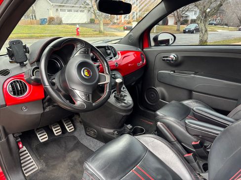 Used 2017 FIAT 500 Abarth w/ Popular Equipment Package image 8