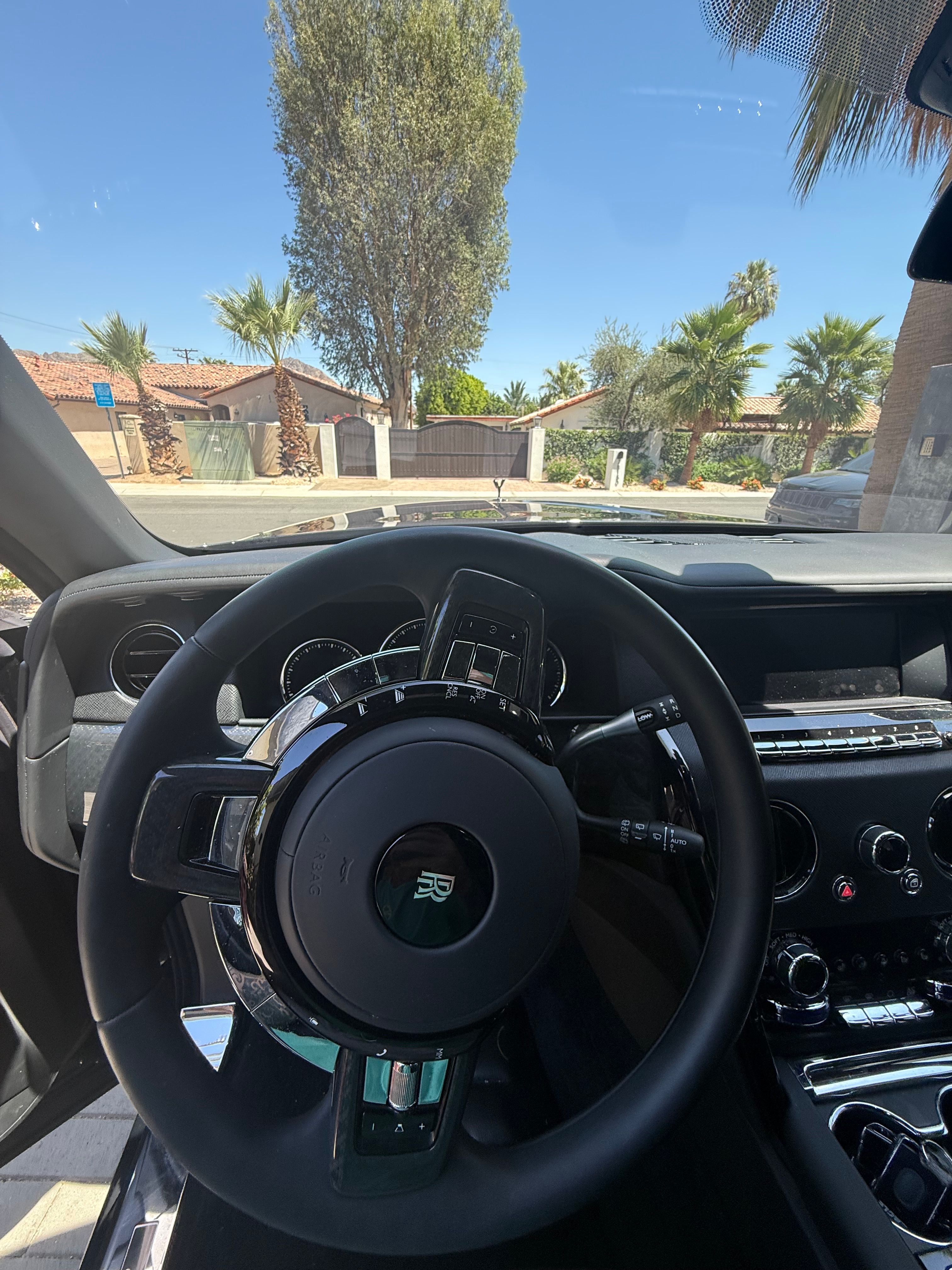 Used 2022 Rolls-Royce Cullinan Black Badge AWD/4WD image 9