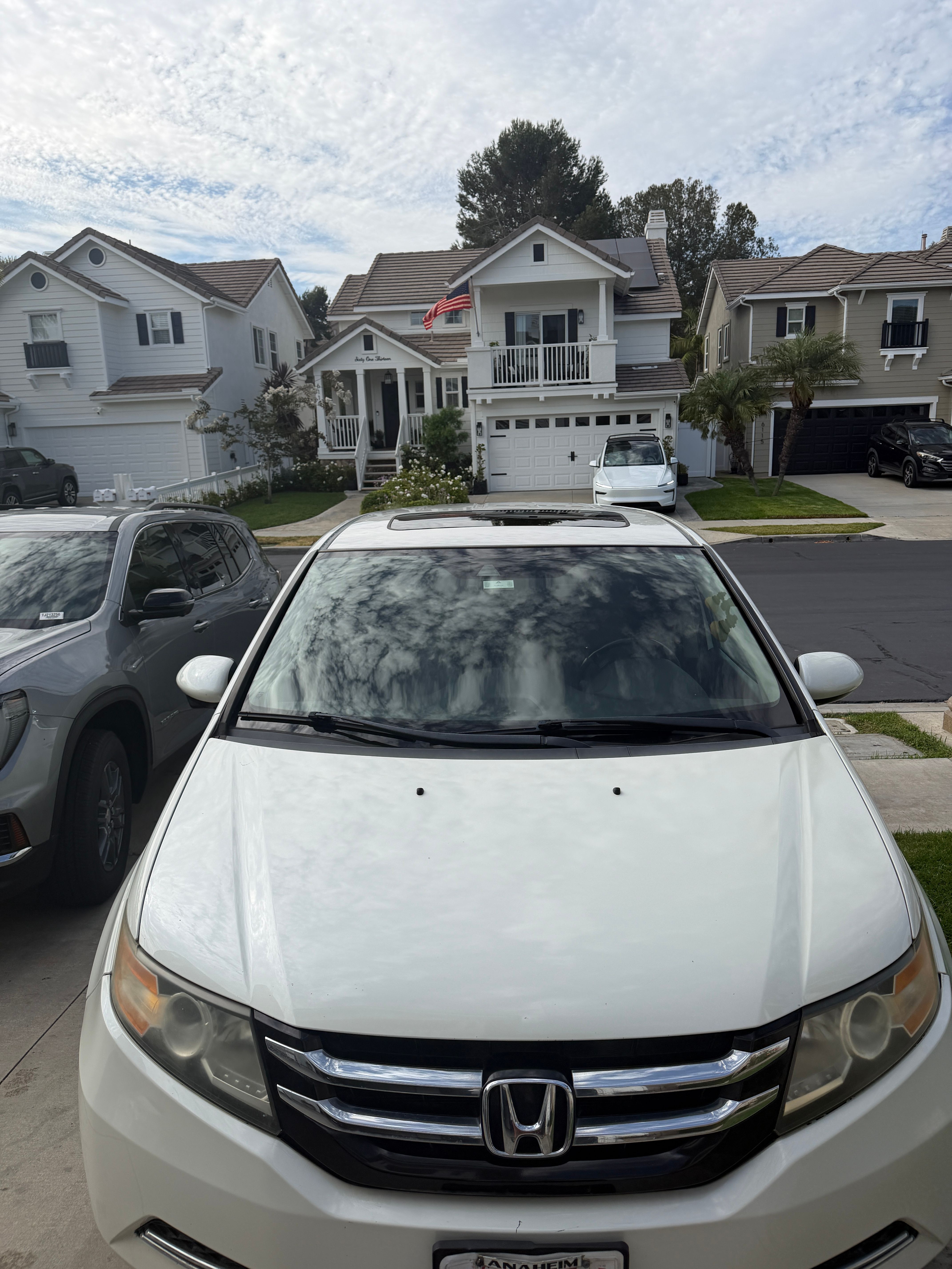 Used 2014 Honda Odyssey EX-L image 2
