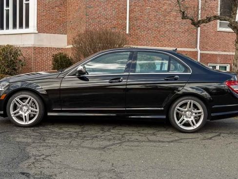 Used 2008 Mercedes-Benz C 350 Sport image 5