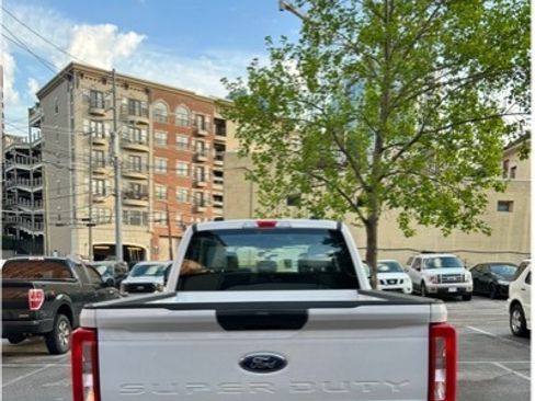 Used 2024 Ford F250 XL w/ FX4 Off-Road Package AWD/4WD image 2