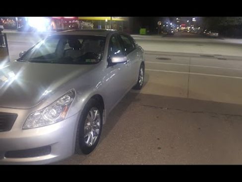 Used 2008 INFINITI G35 x Sedan w/ Premium Pkg image 2