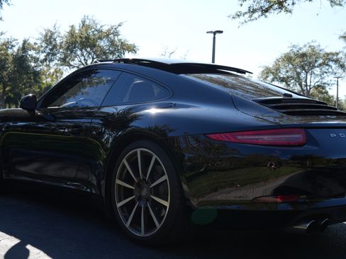 Used 2014 Porsche 911 Carrera S image 6