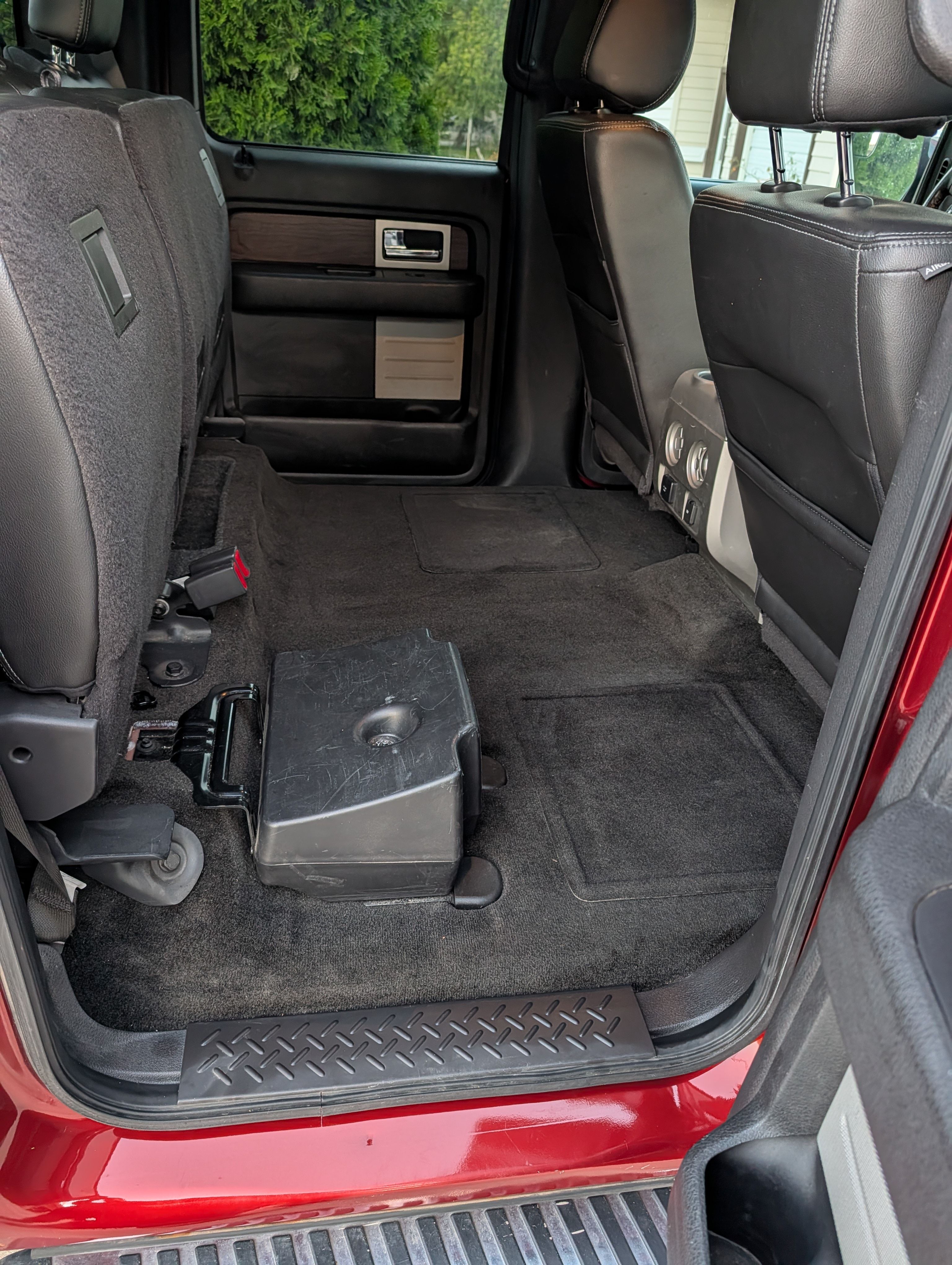 Used 2014 Ford F150 Lariat w/ Equipment Group 502A Luxury AWD/4WD image 13