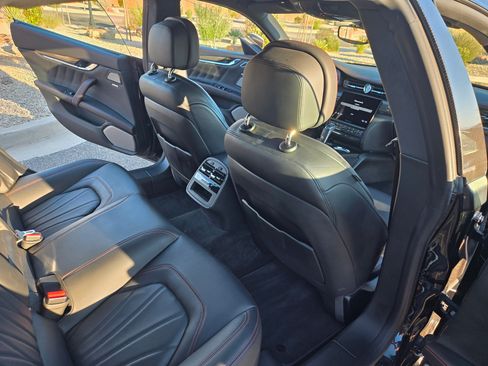 Used 2022 Maserati Quattroporte Modena Q4 image 13