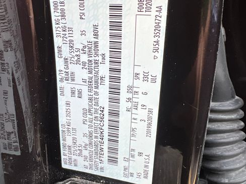 Used 2019 Ford F150 Platinum w/ Equipment Group 701A Luxury image 8