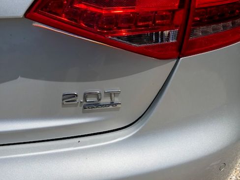 Used 2012 Audi A4 2.0T Premium Plus image 11