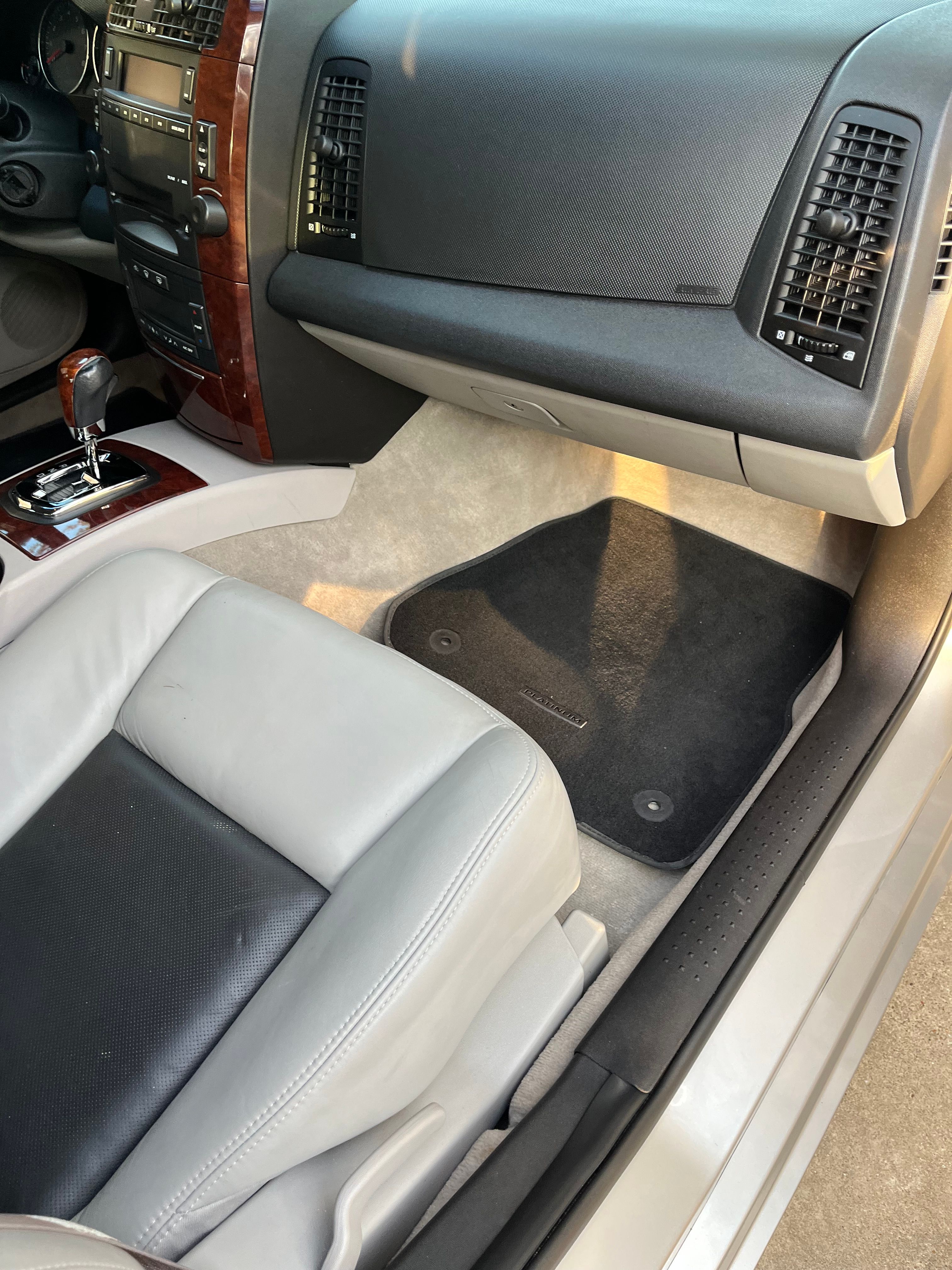 Used 2006 Cadillac CTS 3.6 RWD image 1