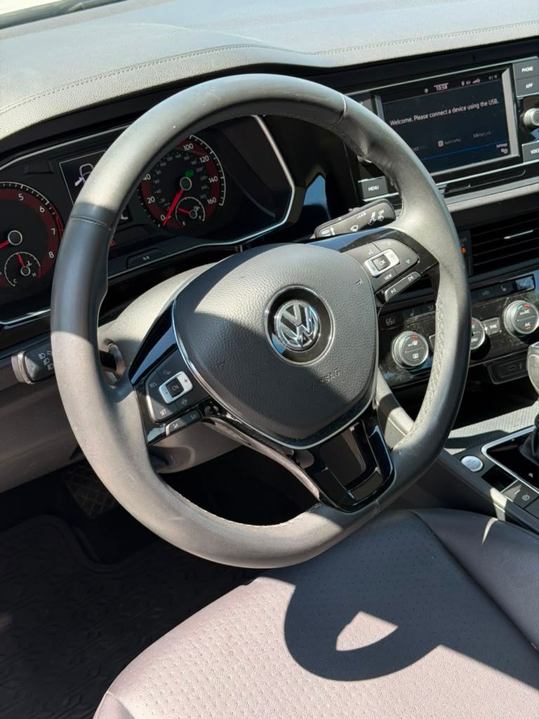 Used 2020 Volkswagen Jetta SE FWD image 8