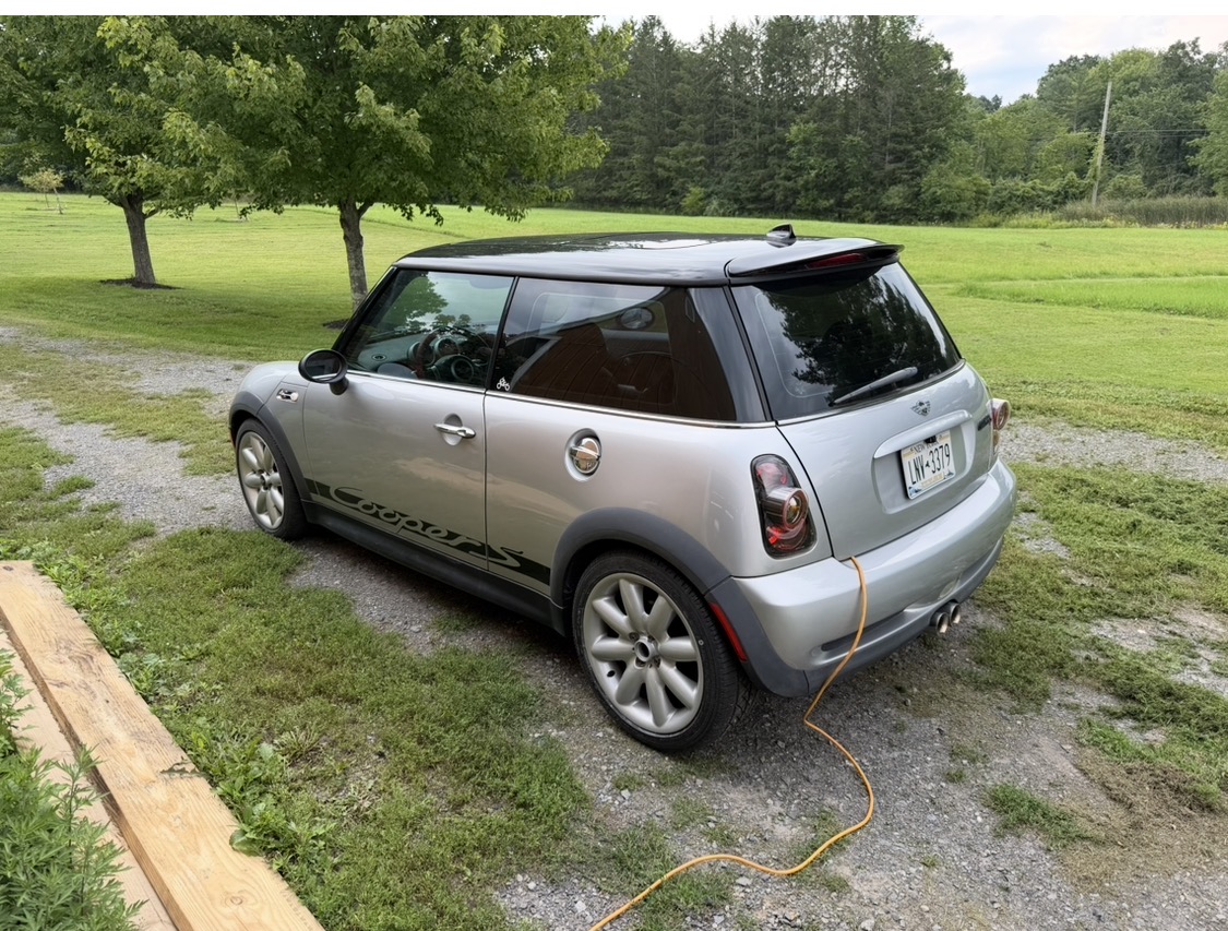 Used 2002 MINI Cooper S FWD image 5