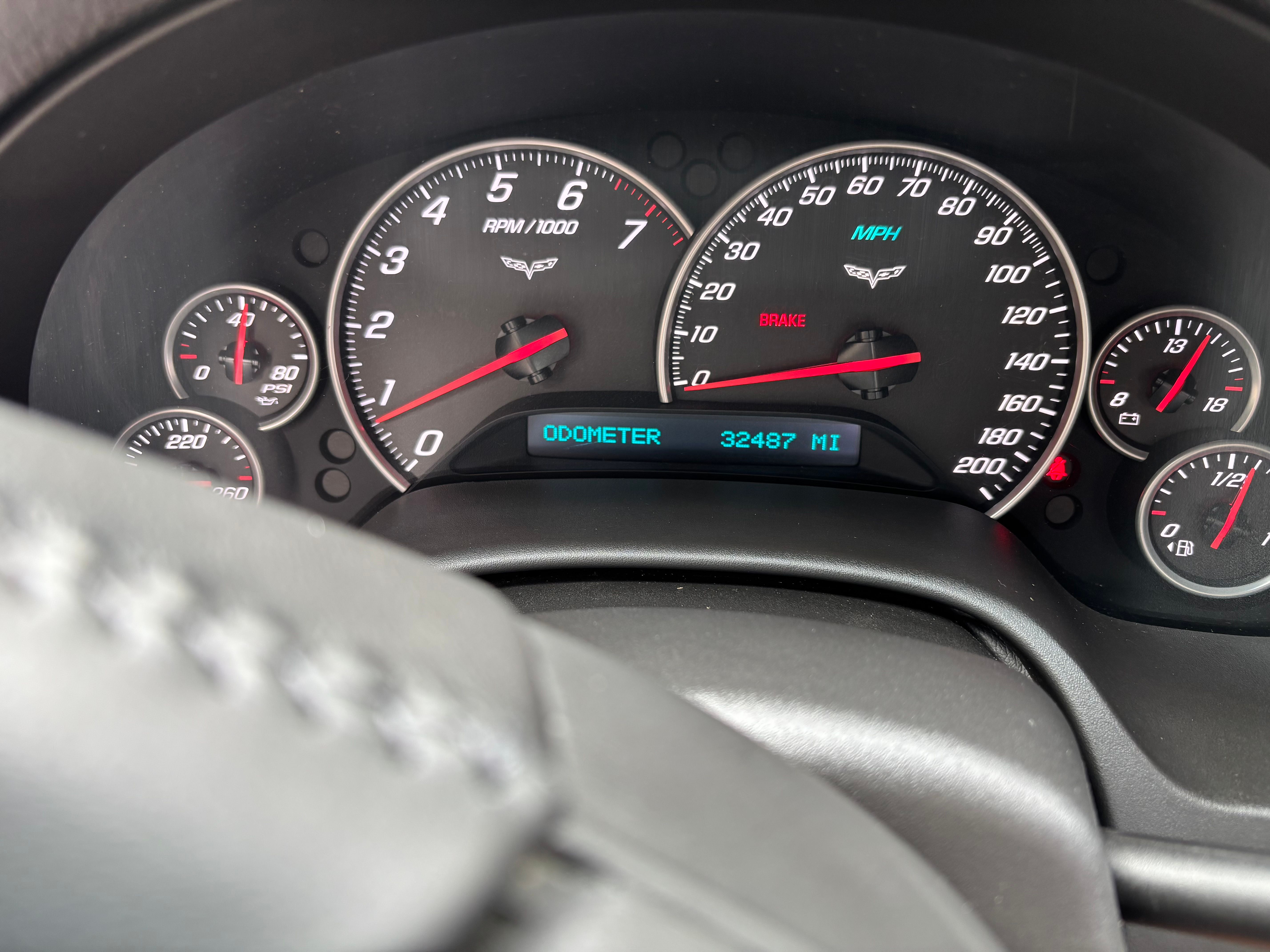 Used 2005 Chevrolet Corvette Convertible w/ Preferred Equipment Group RWD image 9