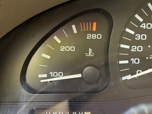 Used 1999 Oldsmobile Aurora Sedan 4D image 1