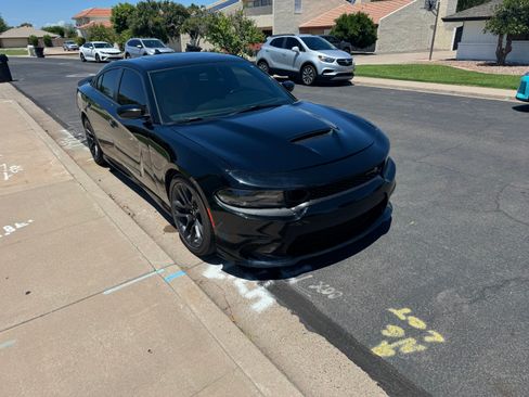 Used 2021 Dodge Charger Scat Pack w/ Plus Group RWD image 2