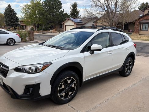 Used 2019 Subaru Crosstrek 2.0i Premium image 2