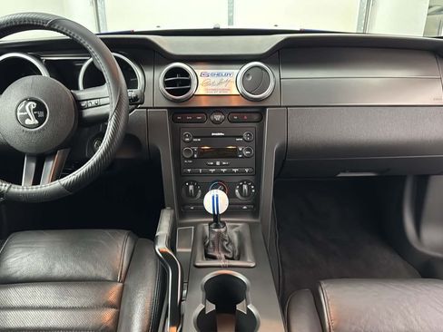 Used 2007 Ford Mustang Shelby GT500 RWD image 8