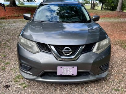 Used 2016 Nissan Rogue S w/ Appearance Package