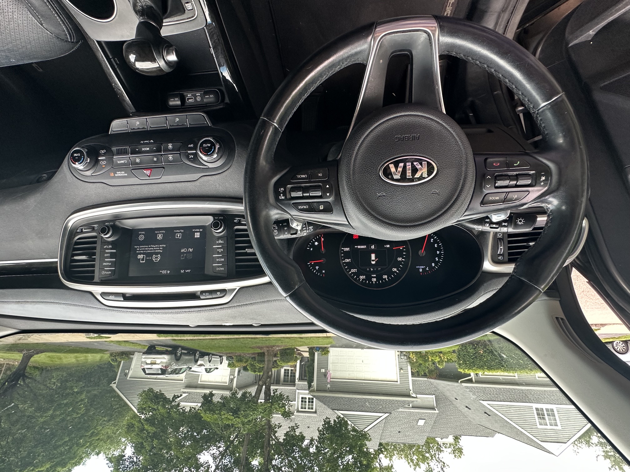 Used 2017 Kia Sorento EX w/ EX Premium Package AWD/4WD image 8