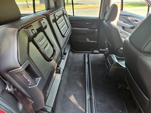 Used 2023 Honda Ridgeline RTL-E image 18