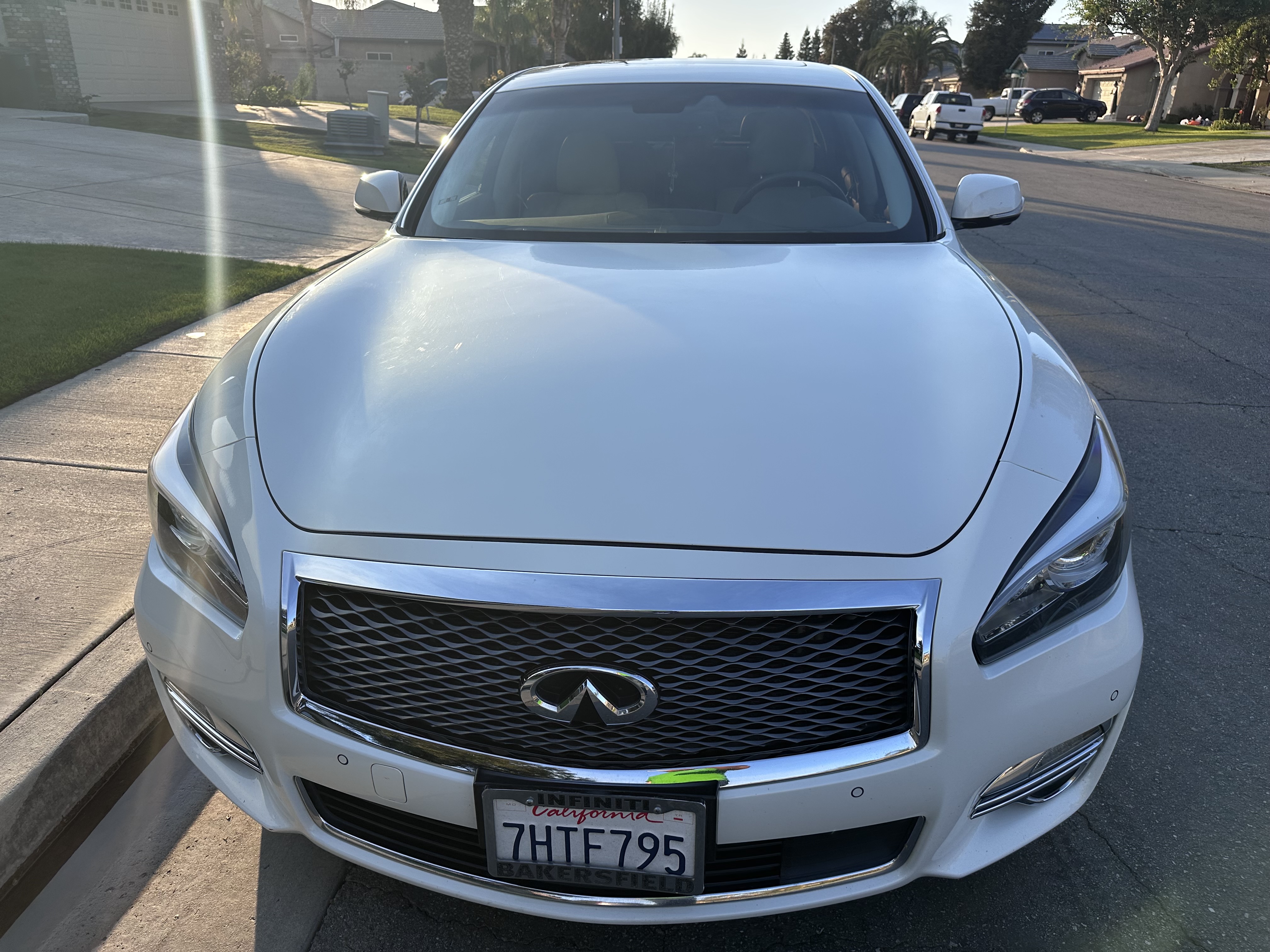 Used 2015 INFINITI Q70 L 3.7 w/ Technology Package RWD image 13