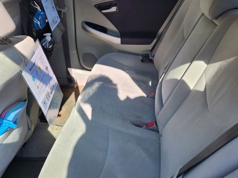 Used 2011 Toyota Prius Two image 11