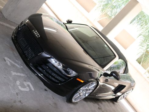 Used 2012 Audi R8 V10 AWD/4WD image 12
