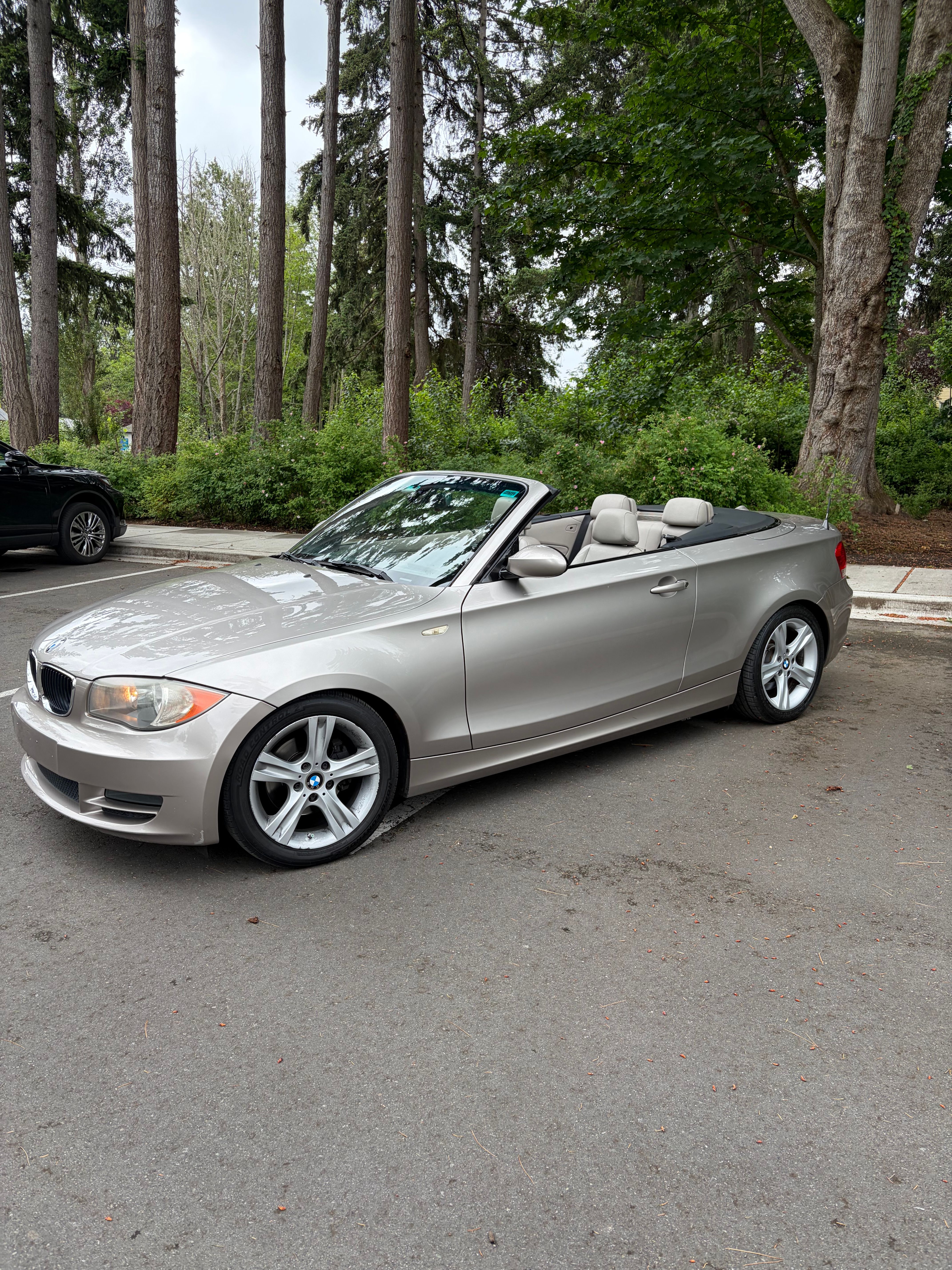 Used 2008 BMW 128i Convertible RWD image 2