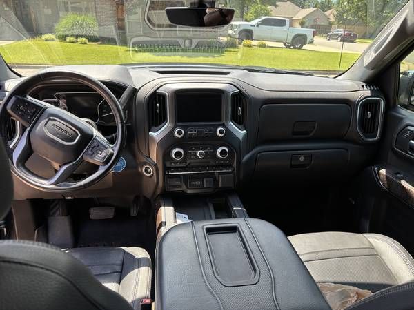 Used 2020 GMC Sierra 1500 Denali w/ Denali Ultimate Package AWD/4WD image 16