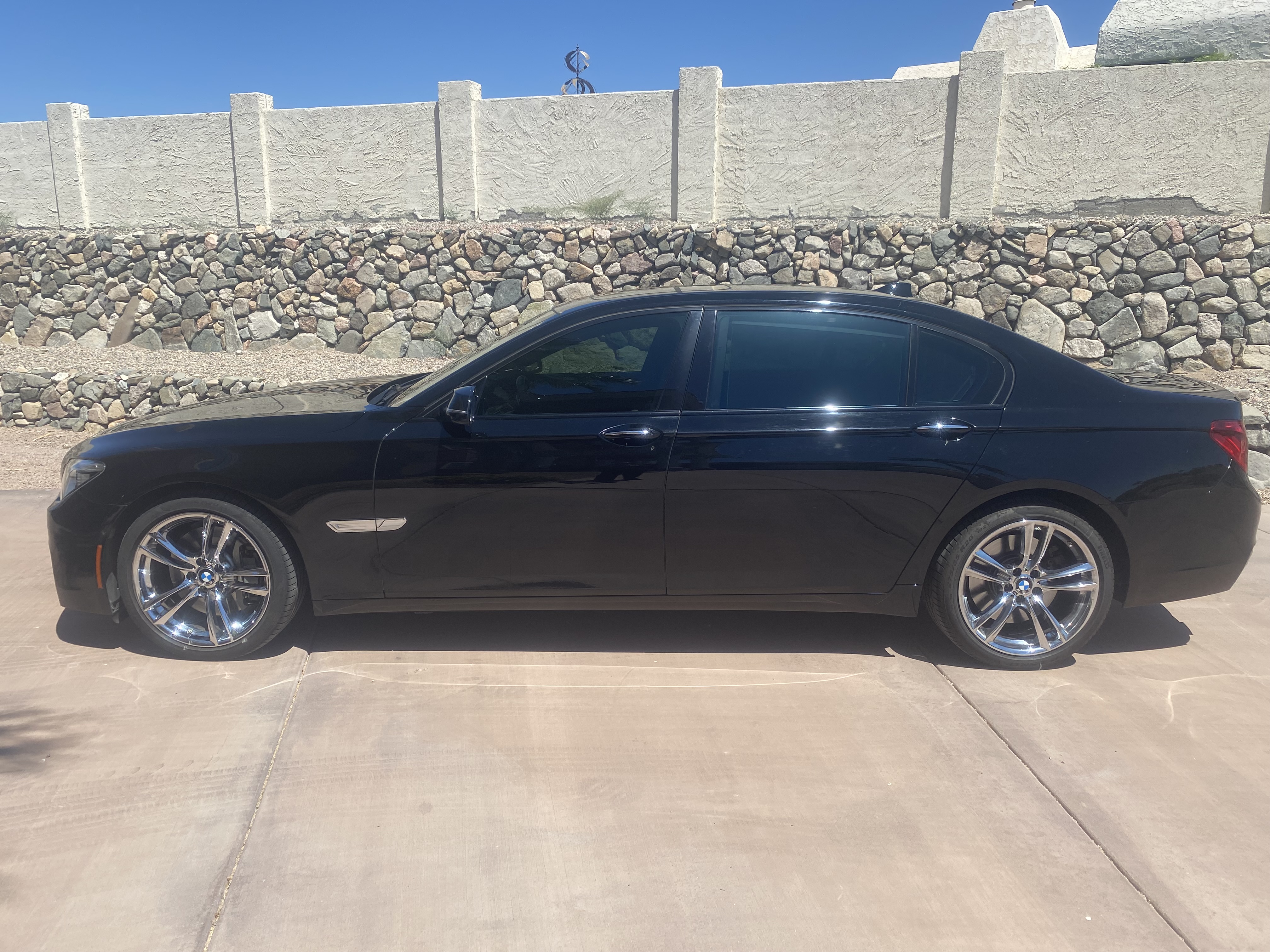 Used 2015 BMW 750Li RWD image 4